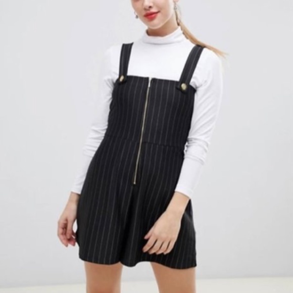 NWT ASOS DESIGN minimal romper with zip front - Picture 1 of 7